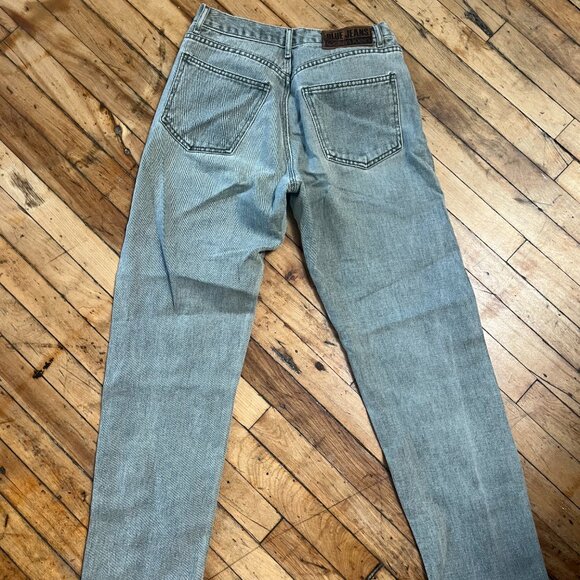 Vintage Calvin Klein jeans - Picture 2 of 3